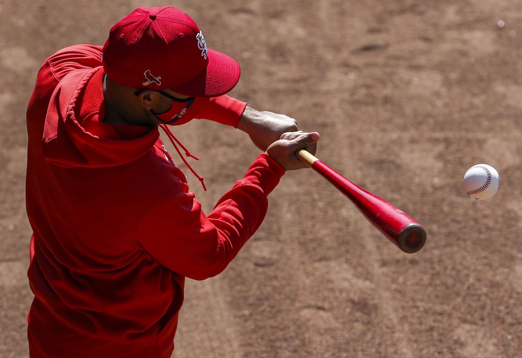 Cardinals hold a team workout ahead of opening day